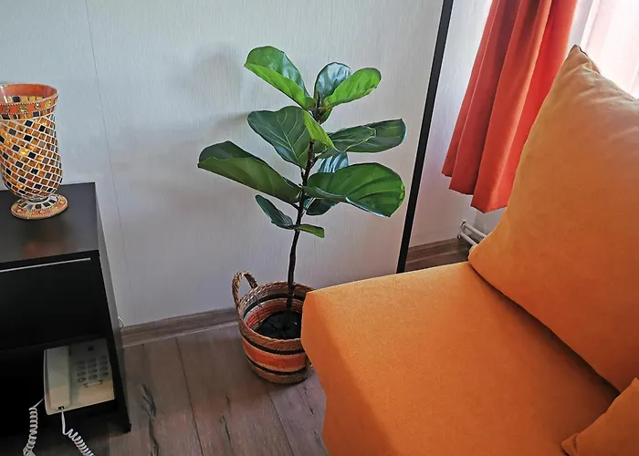 Private In Snezhanka *